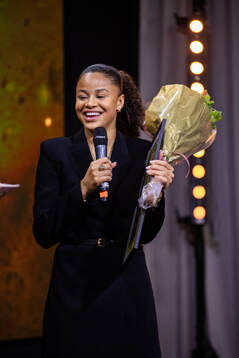 Felicia Schröder, Häcken, tilldelas priset för årets MVP