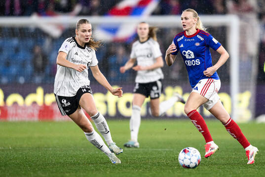 Oline Brekke Fuglem of Rosenborg and Karina Sævik of