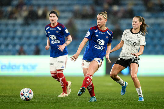 Sædis Run Heidarsdottir of Vålerenga