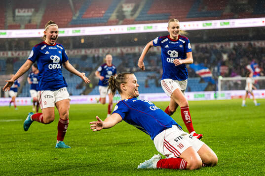 Bläddra bland fler bilder av Football, NM, Rosenborg - Vålerenga