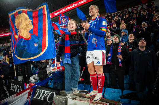Elise Thorsnes of Vålerenga celebrates