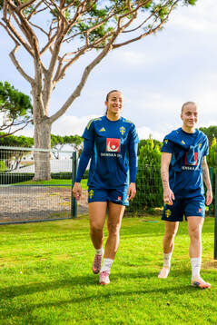 Rosa Kafaji and Anna Sandberg of the women's national