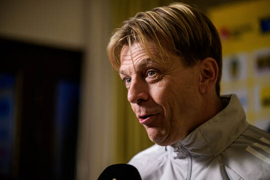 Head coach Tony Gustavsson of the women’s national