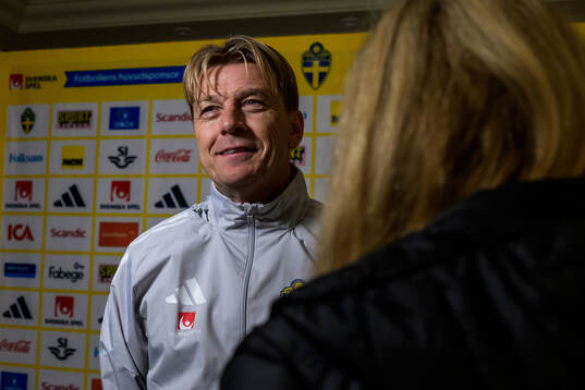 Head coach Tony Gustavsson of the women’s national