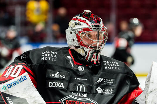 Malmö Redhawks målvakt Oskar Blomgren