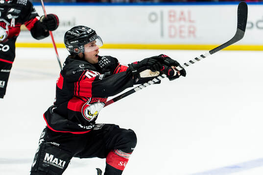 Malmö Redhawks Lauri Pajuniemi jublar