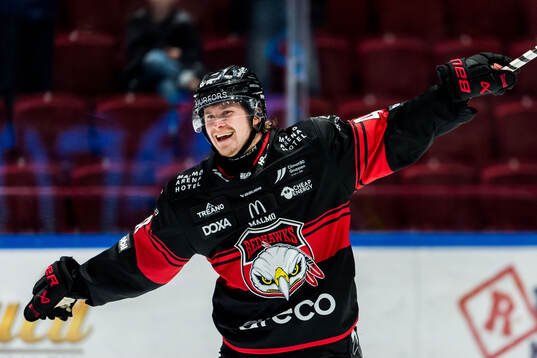 Malmö Redhawks Lauri Pajuniemi jublar