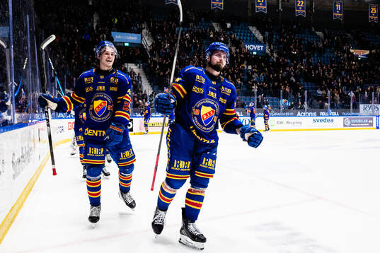 Djurgårdens Håvard Salsten och Albin Grewe jublar