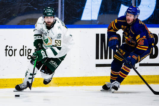 Färjestads Linus Johansson och Djurgårdens Colby Sissons