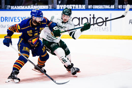 Djurgårdens Oliver Kylington och Färjestads Per Åslund