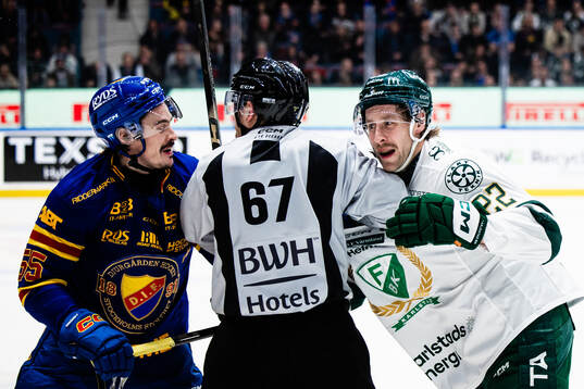 Djurgårdens Charles Hudon och Färjestads Per Åslund