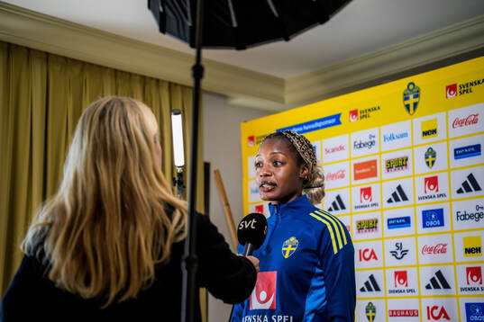 Evelyn Ijeh of the women's national football team of Sweden