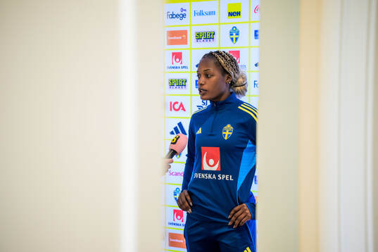 Evelyn Ijeh of the women's national football team of Sweden