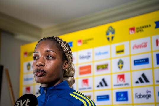 Evelyn Ijeh of the women's national football team of Sweden