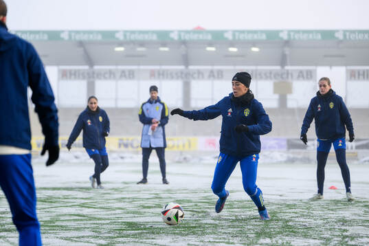 Athinna Persson Lundgren of the Swedish women's under-23