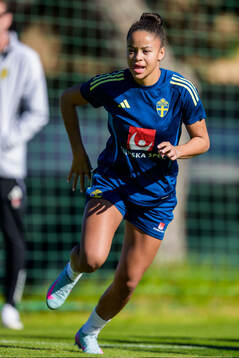 Felicia Schröder of the women's national football team of
