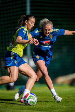 Rosa Kafaji and Elma Junttila Nelhage of the women's