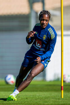 Evelyn Ijeh of the women's national football team of Sweden