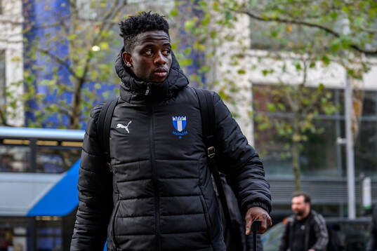 Salifou Soumah of Malmö FF  arrives at the hotel