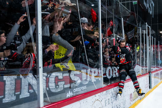 Bläddra bland fler bilder av Ishockey, Hockeyallsvenskan, Nybro - Oskarshamn