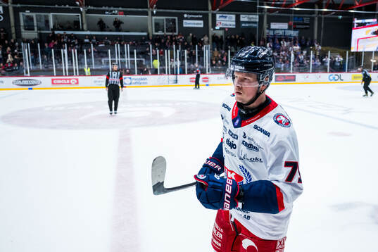 Oskarshamns Teemu Olavi Lepaus jublar