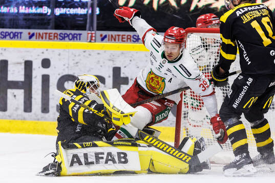 Västerås målvakt Rasmus Korhonen och Moras Kristoffer