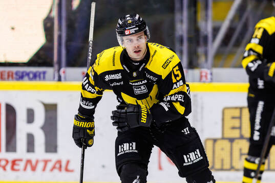 Västerås Tim Friberg jublar