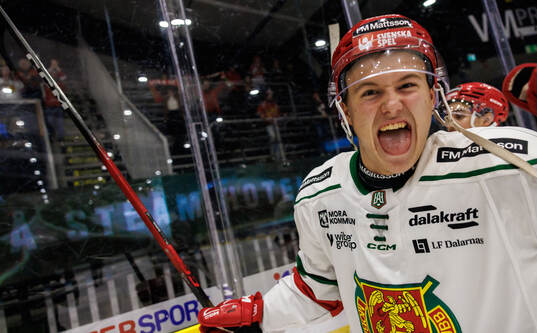 Moras Anton Olsson jublar