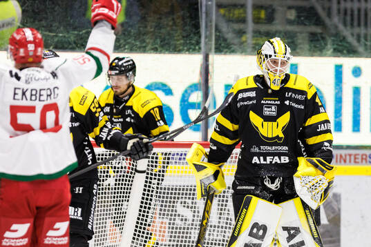 Västerås målvakt Rasmus Korhonen deppar