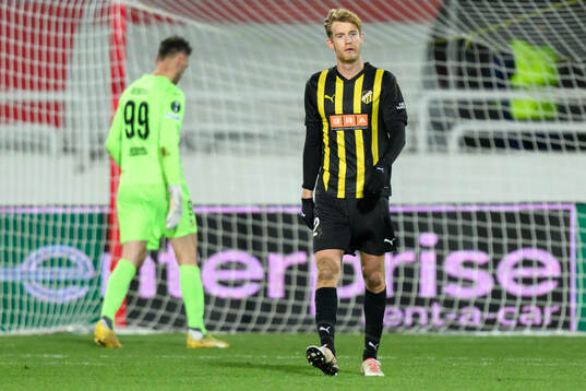 Filip Helander of Häcken looks dejected