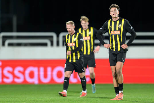 Silas Andersen of Häcken looks dejected
