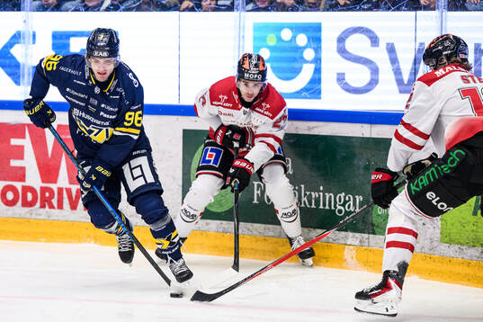 HV71s Nikola Pasic och Örebros Peetro Seppälä
