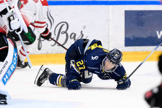 HV71s Jonathan Ang
