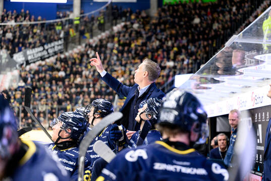 HV71s tränare Nicklas Rahm