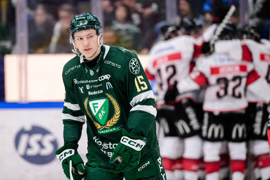 Färjestads Jack Berglund deppar