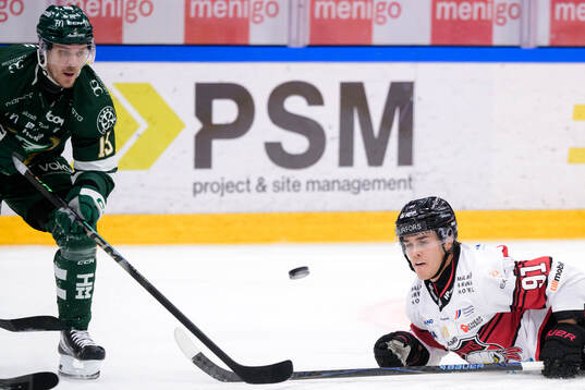 Färjestads Joel Kellman och Malmö Redhawks Axel Sundberg