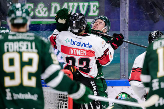 Malmö Redhawks Joona Ikonen och Färjestads Joakim Nygård