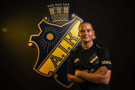 Bläddra bland fler bilder av Fotboll, Damallsvenskan, AIK, Nyförvärv 