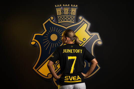 Ellie Junetoft