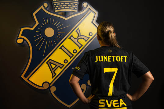 Ellie Junetoft