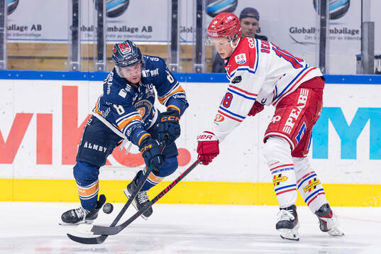 Växjös Zachary Giuttari och Timrås Eddie Genborg