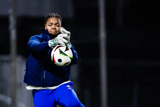 Goalkeeper Serina Iddrisu Backmark of Sweden