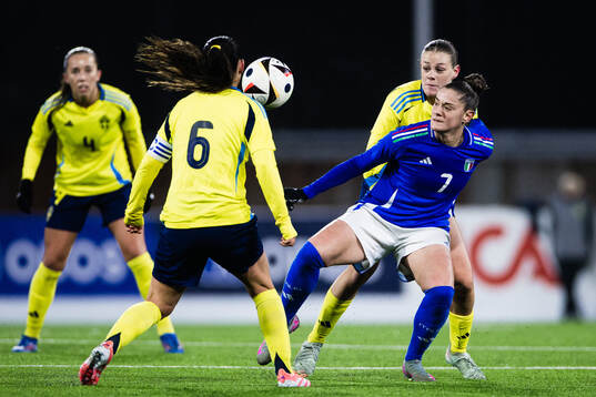 Veronica Bernardi of Italy and Sofia Reidy of Sweden
