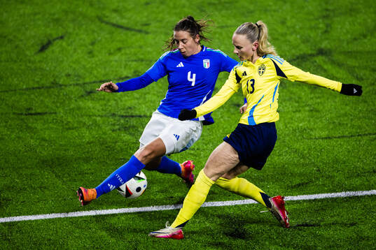 Caterina Ambrosi of Italy and Matilda Vinberg of Sweden