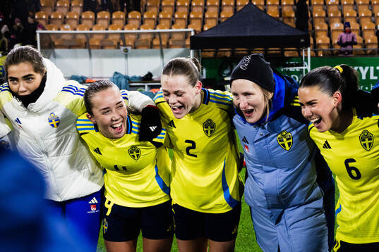 Goalkeeper Ebba Steen, Athinna Persson Lundgrenm, Sofia