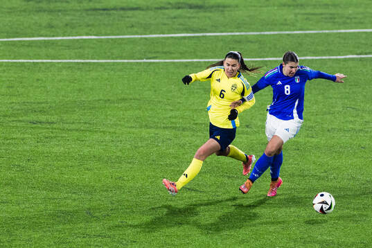 Emilia Pelgander of Sweden and Giorgia Arrigoni of Italy