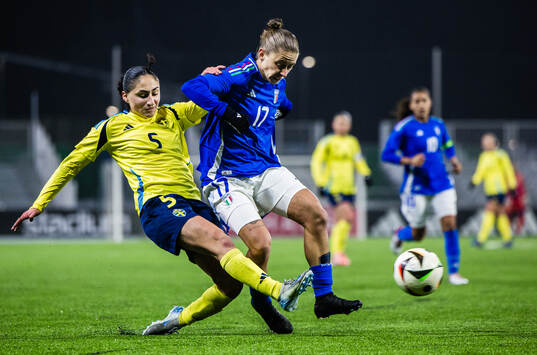 Nesrin Akgün of Sweden and Margherita Monnecchi of Italy