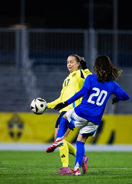 Sara Eriksson of Sweden and Azzurra Gallo of Italy