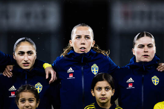 Nesrin Akgün, Athinna Persson Lundgren and Hanna Wijk of
