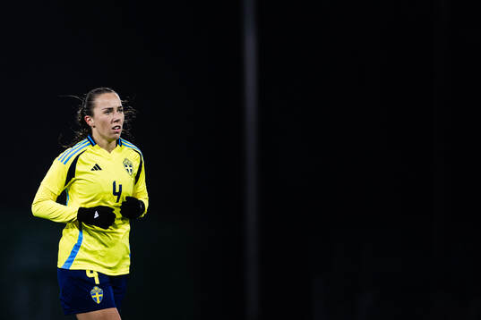 Athinna Persson Lundgren of Sweden